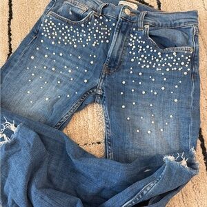 Zara Blue Pearl-Studded Cropped Jeans
